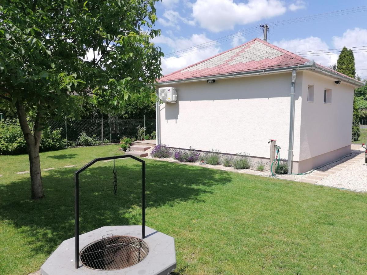 Levelke Mini Apartman Gárdony Екстериор снимка